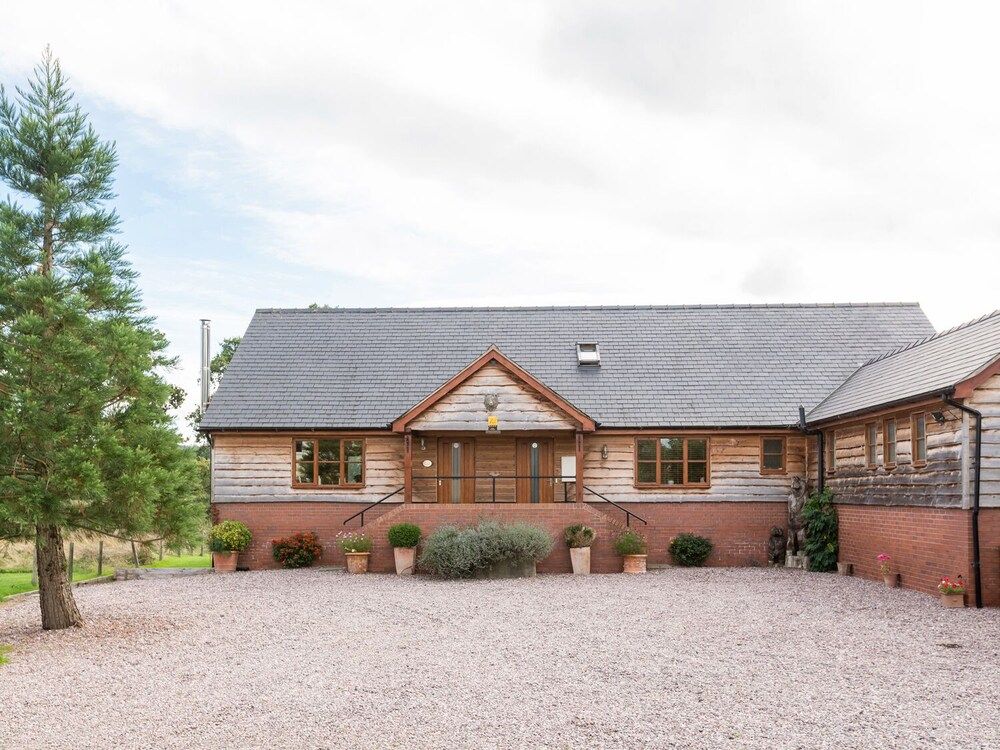 Big Bear Lodge