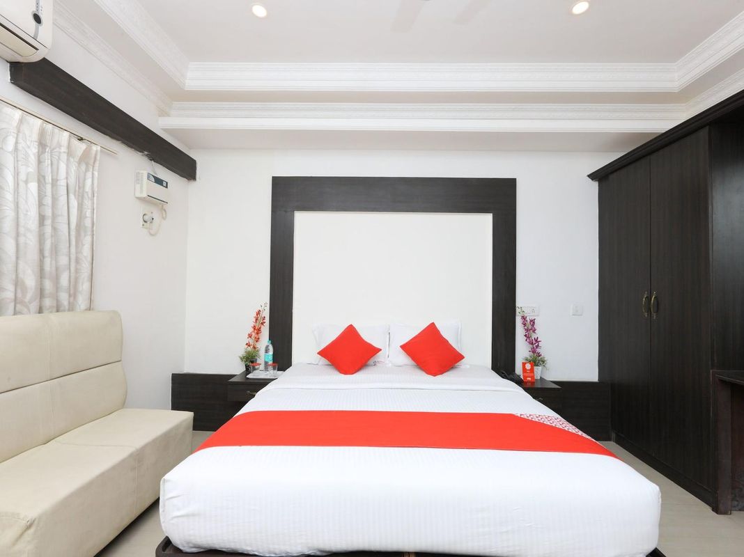 OYO15507陽光大道旅館