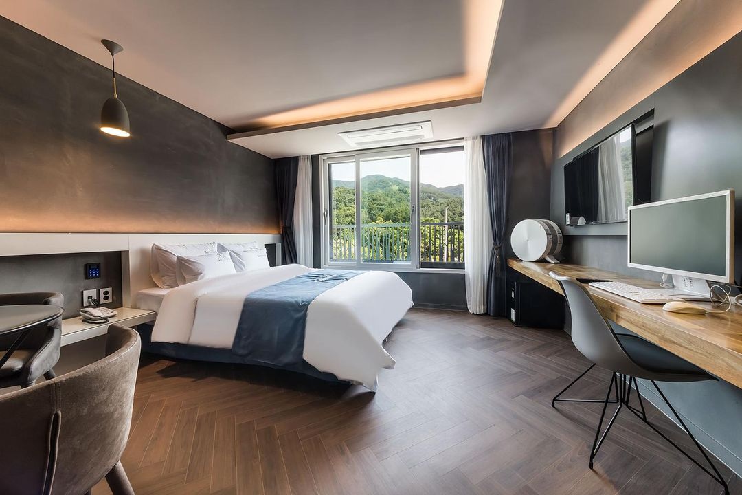 Pocheon Hotel Commune Motel