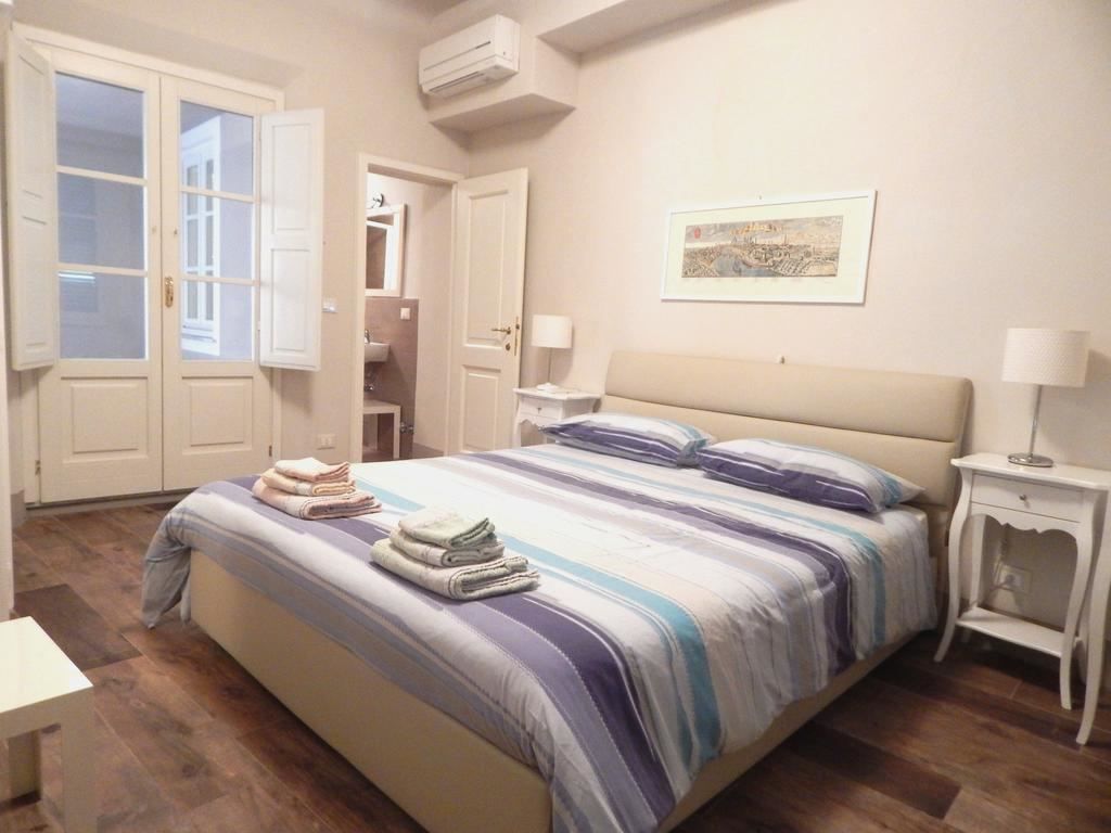 柯爾特蘭弗朗奇套房公寓