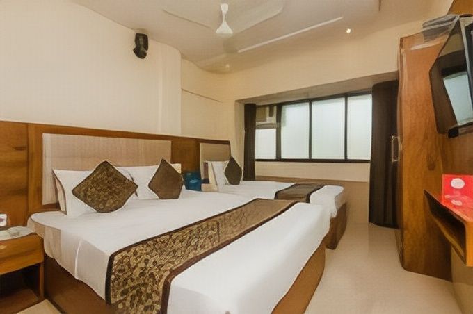 OYO8363皇家NS酒店