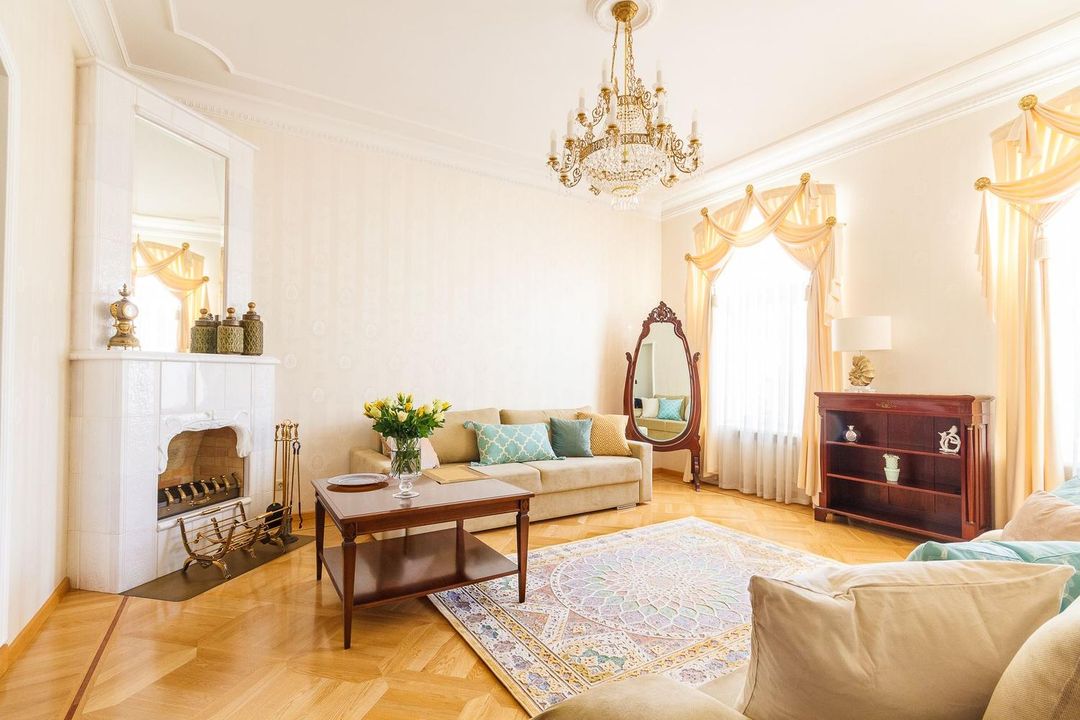 冬宮附近迷人公寓酒店