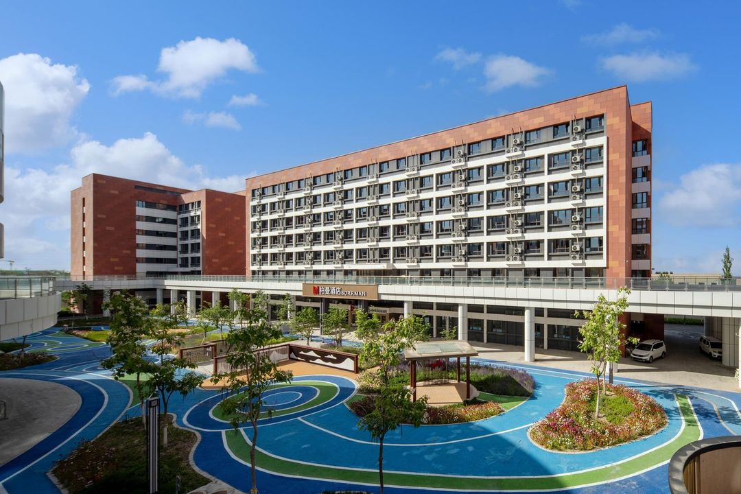 柏曼酒店(烏魯木齊高鐵站西湖路店)