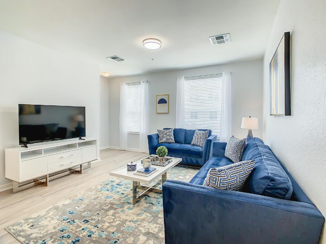 Stylish Vista Cay Townhome Near Conv. Ctr I-Dr.