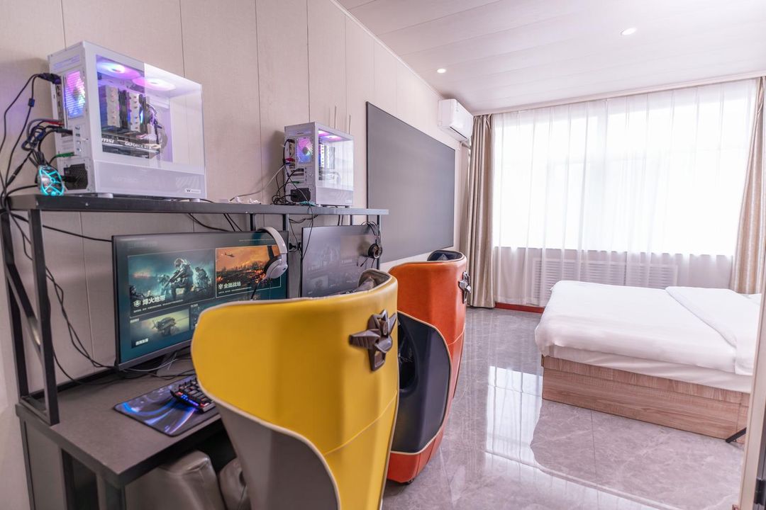 凡爾賽電競酒店(大連星海公園店)