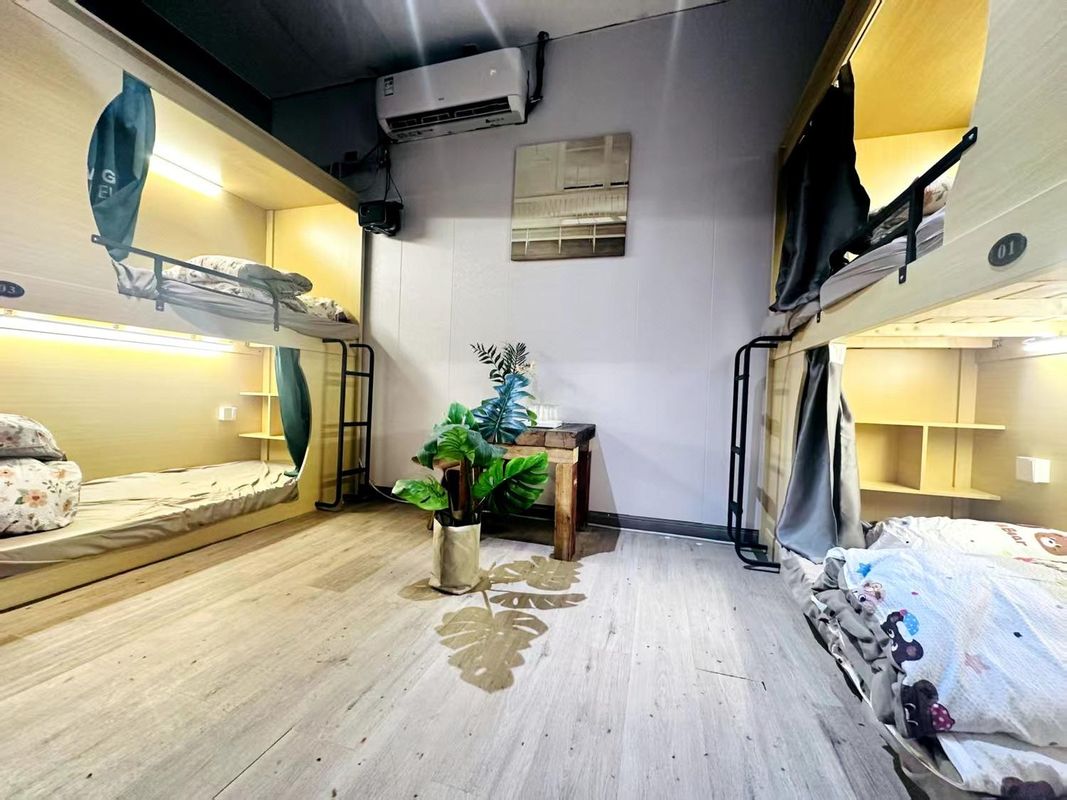Mayinan Dudong Homestay (Changshou Road Subway Station Yongqingfang)