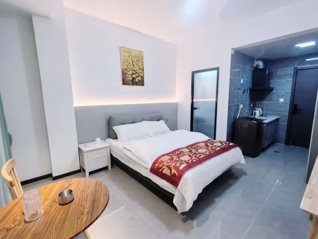 Meiji Youth Homestay Hotel