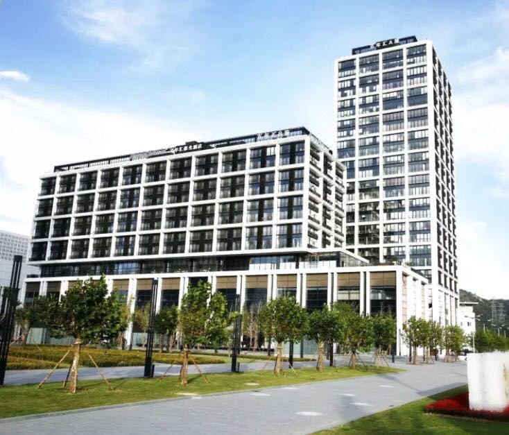 大連百年匯四季酒店