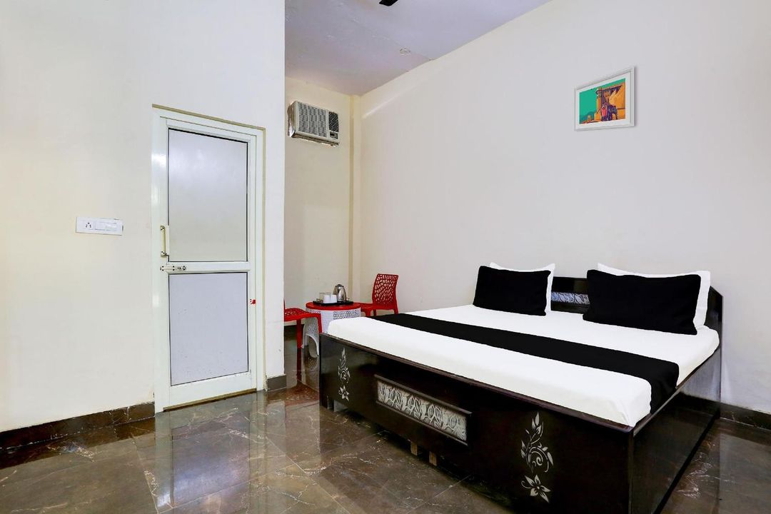 Hotel O Krishna Hotel & Guest House