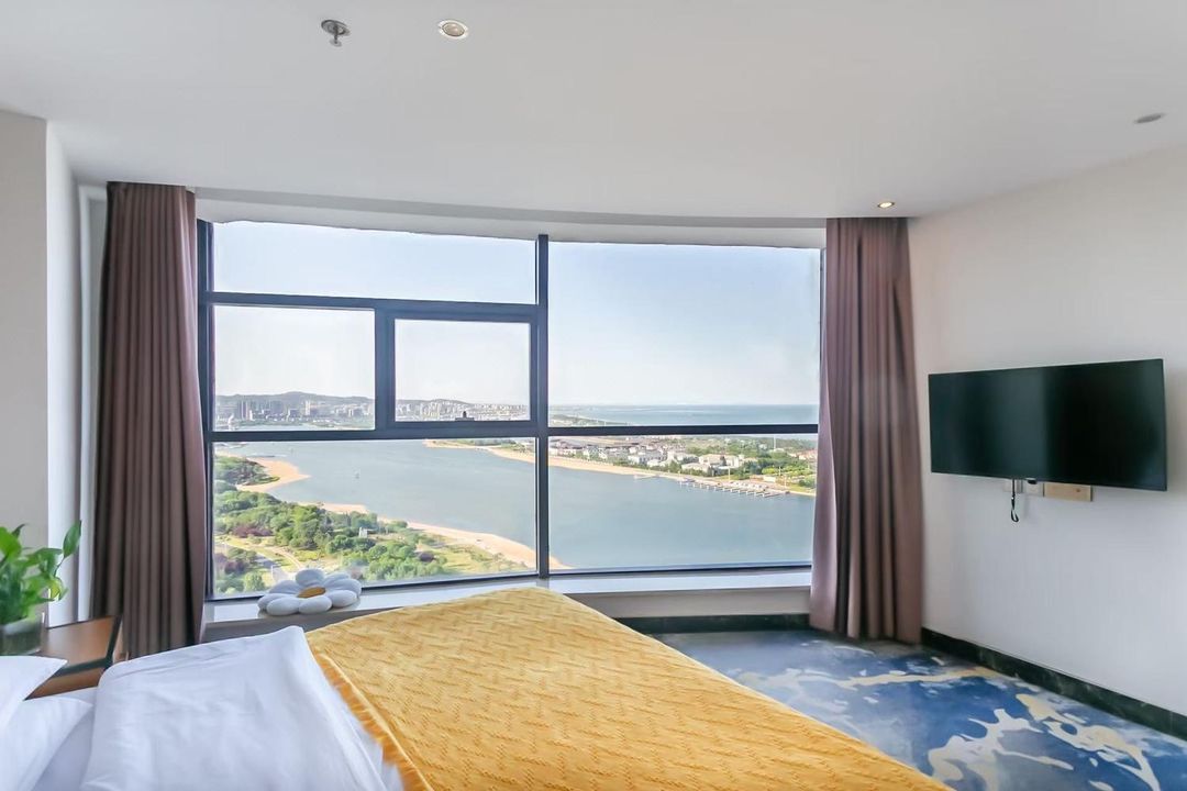 Xian Riguang Scenic Apartment