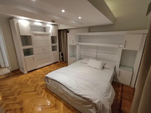 Tohfa Luxury Apartment