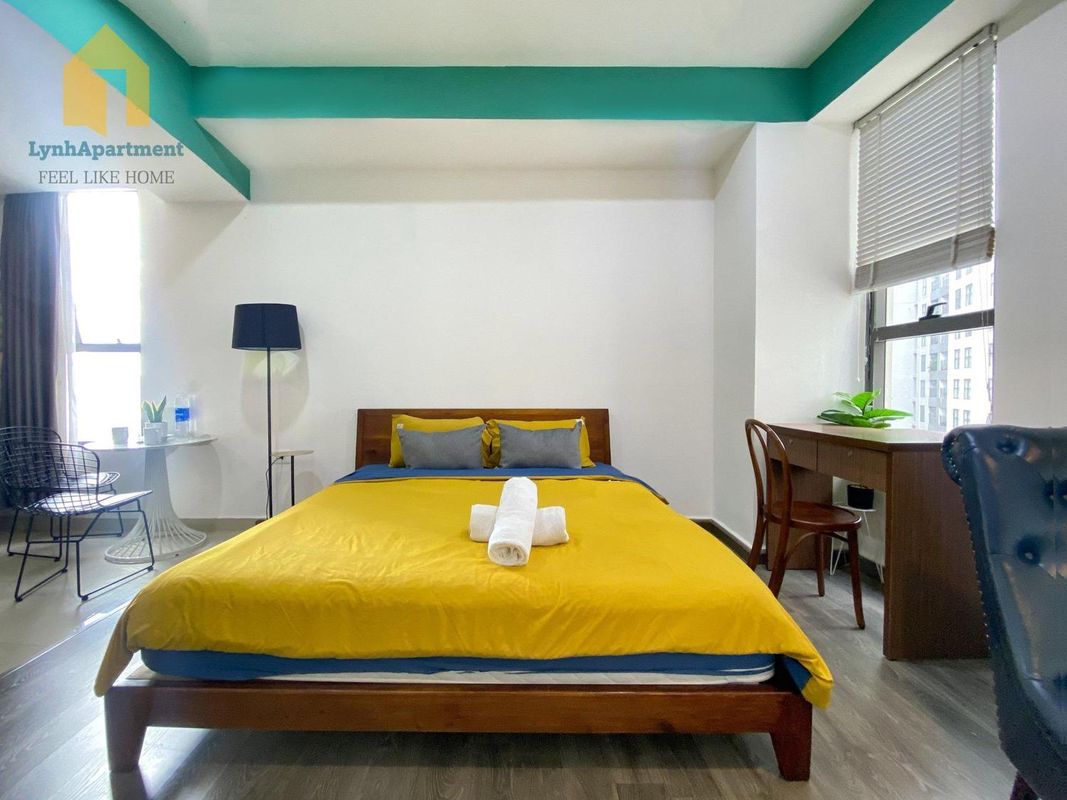 Lynhapartment#Saigon Royal# 2Br#Pool #Gym