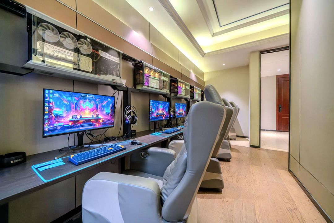 富毅斯電競酒店