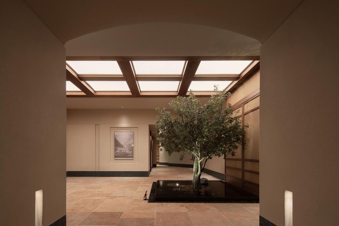 武漢武昌徐東大街亞朵酒店