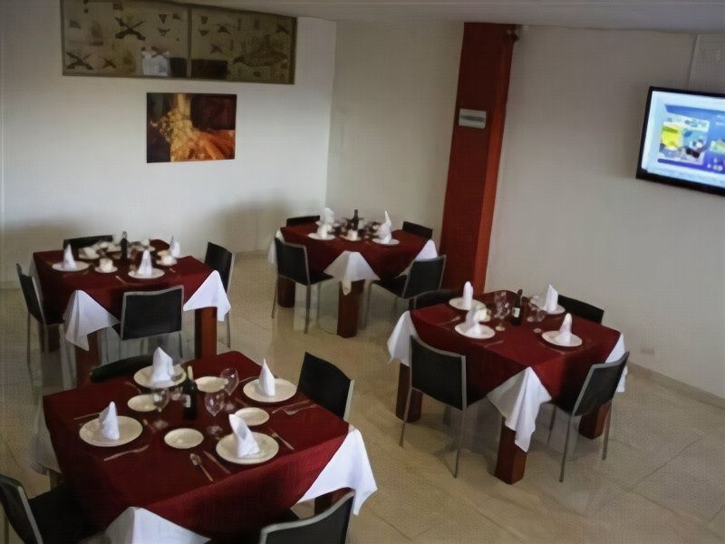 波哥大多拉多黃金酒店