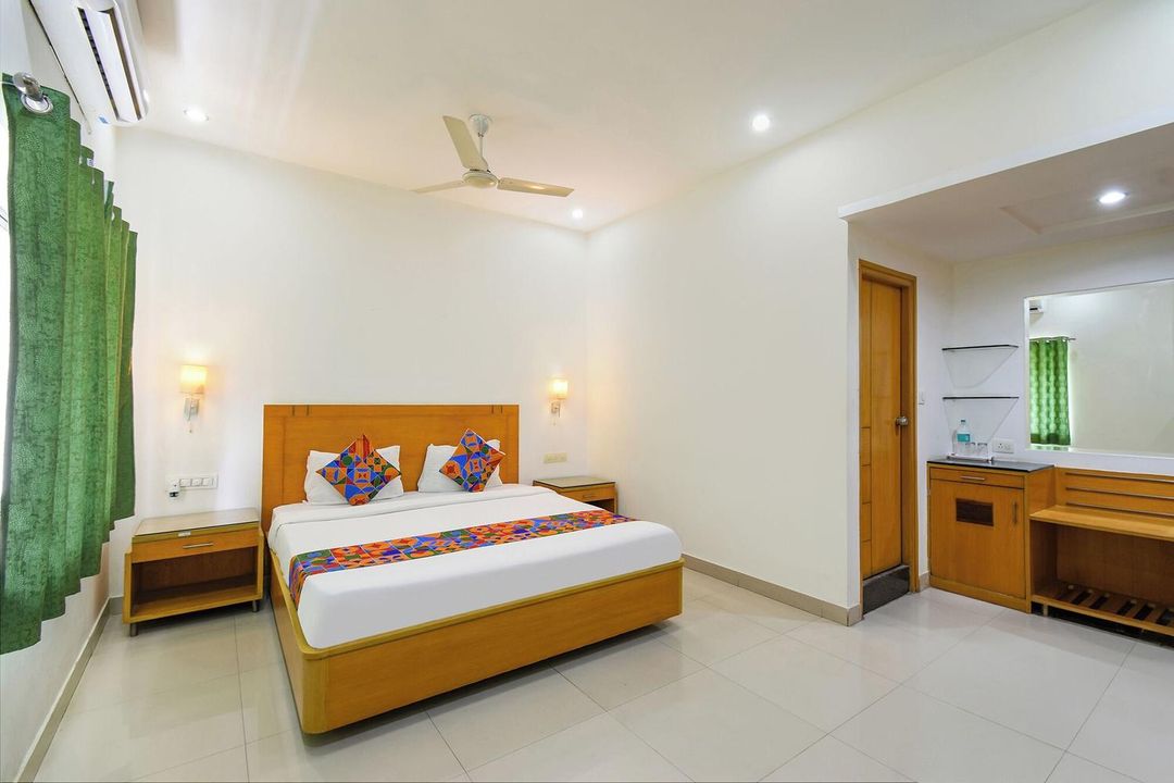 FabHotel A&M - Nr LV Prasad Institute, Banjara Hills