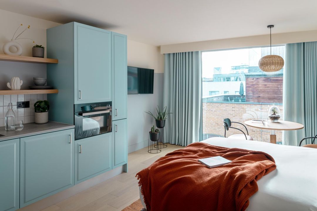 伯蒙茲洛克酒店,塔橋