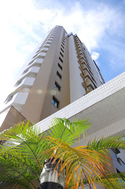 巴西利亞桑塔納黃金公寓酒店