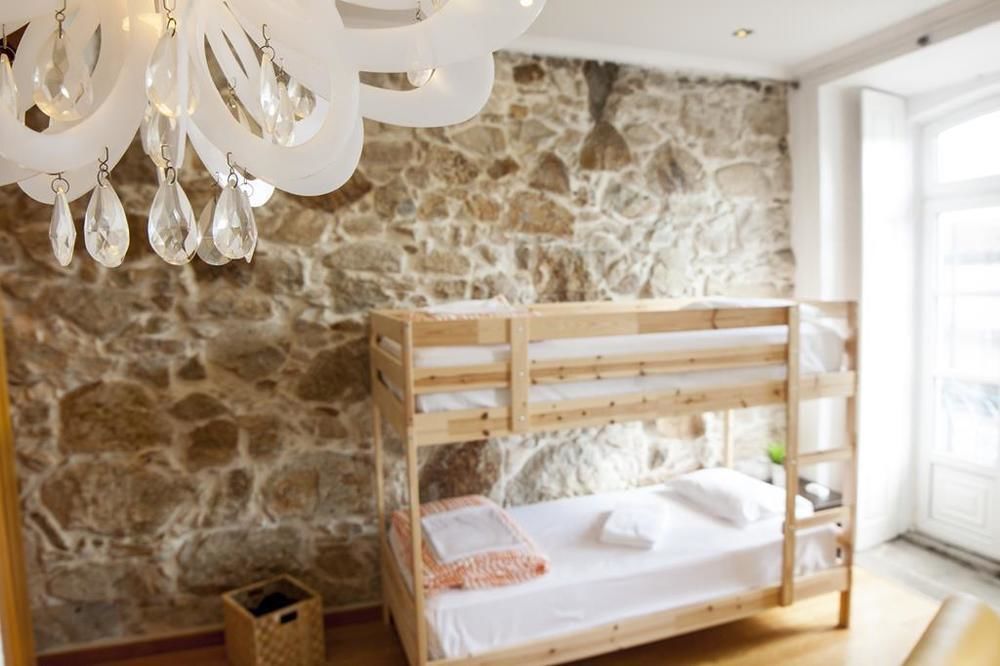 Happy Porto Hostel & Apartments