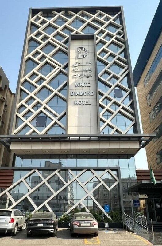 白鑽石酒店薩里