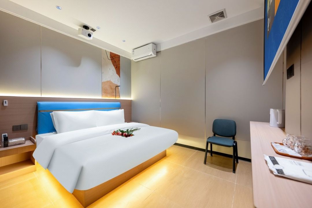 Boyuan Apartment (Guangzhou Changshou Road Subway Station Yong Qing Fang)