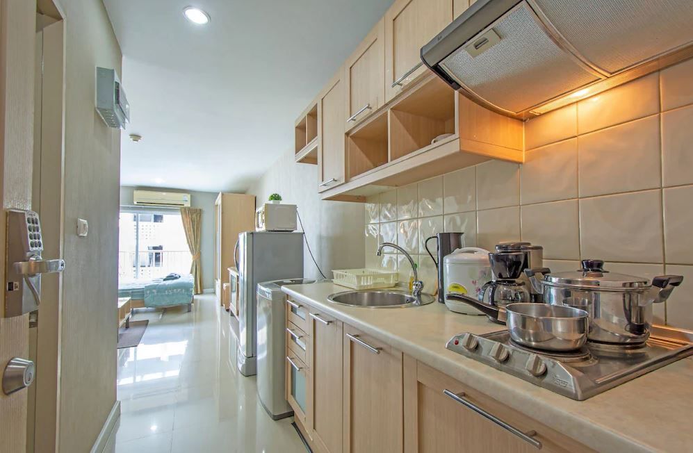 沙吞地鐵公園公寓