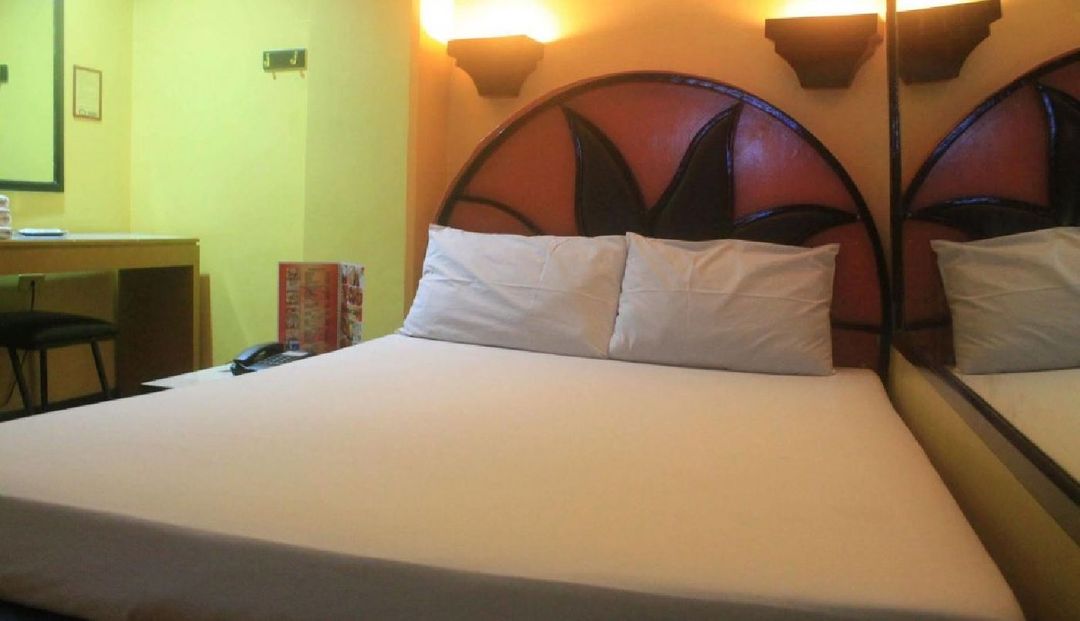 梅薩站哈里納車道客棧酒店