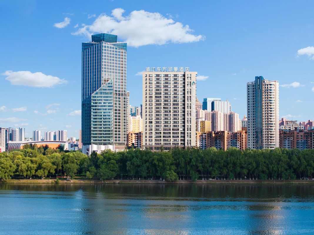 瀋陽浦江東方河景酒店(奧體中心地鐵站盛京大奧萊店)