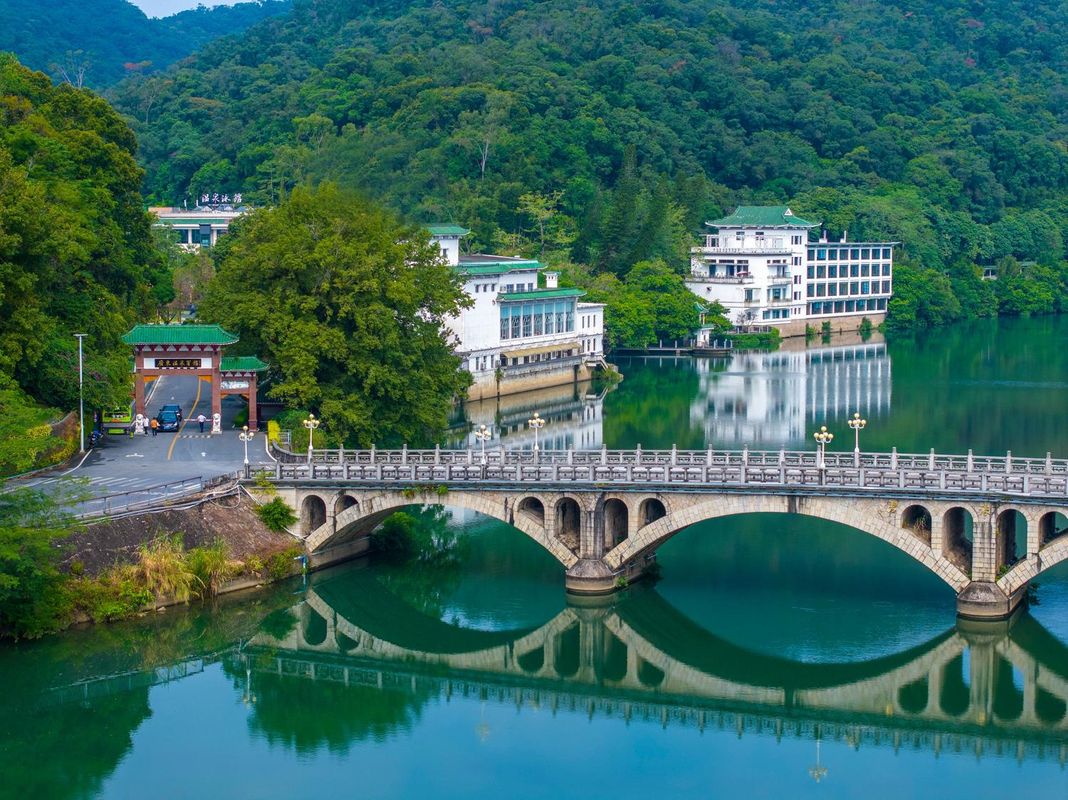 Guangdong Hot Spring Hotel