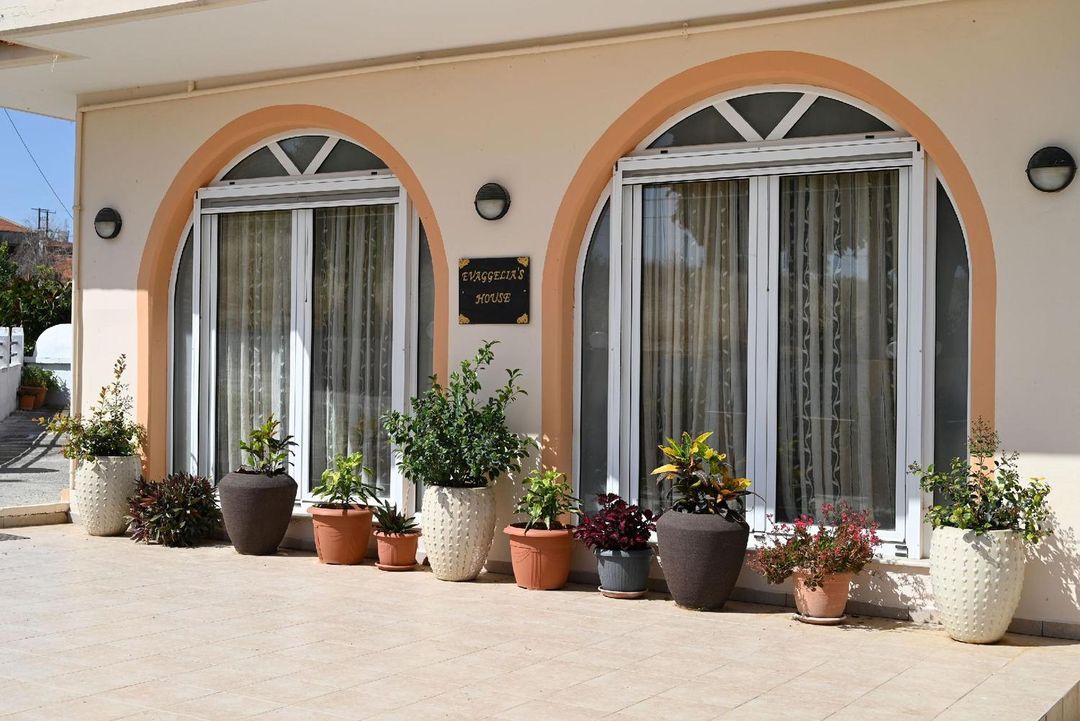 羅得島法內斯的埃瓦格利亞私人住宅