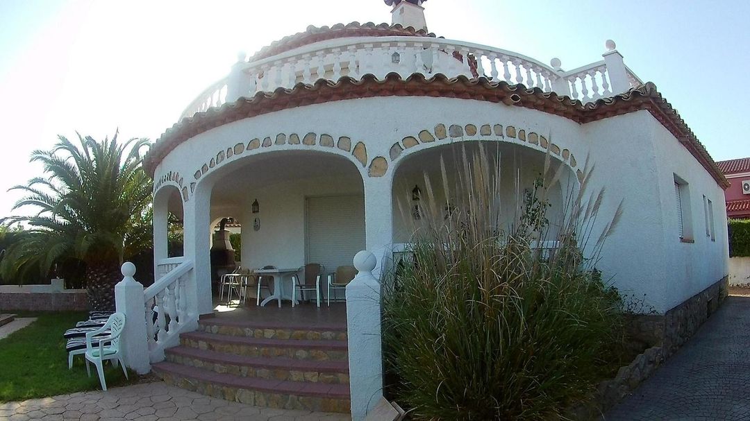 House with 4 Bedrooms in Costa del Zefir, with Wonderful Sea View, Pri