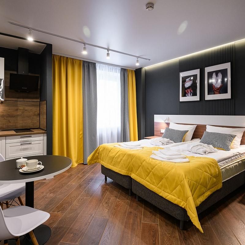 Demokrat Na Krasnoputilovskoy 111 Apart-Hotel