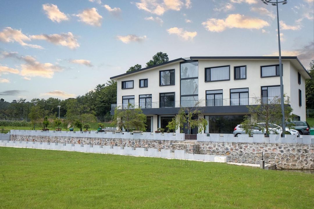 Jintan Nanshe Homestay (Maoshan Oriental Salt Lake City Branch)