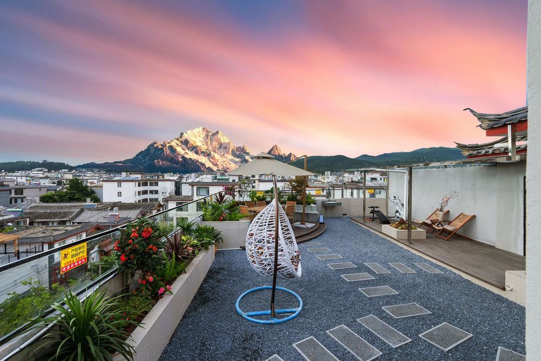 溪山隱野奢度假民宿(麗江古城南門店)