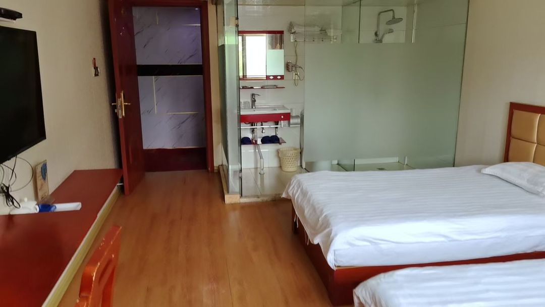 Qinglian Hotel