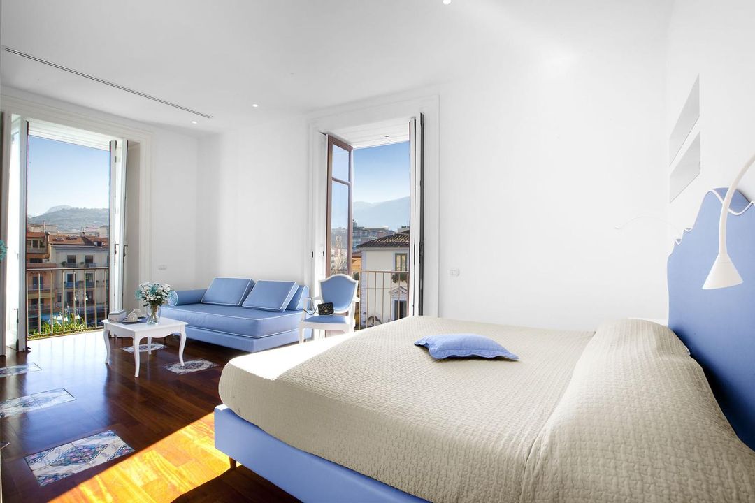 La Casa Dell'Orologio - Main Square