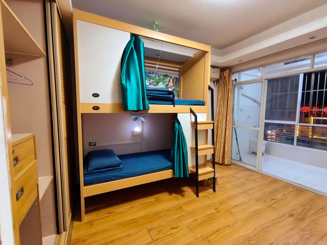 下一站桂林純男生青年驛站(桂林高鐵站)