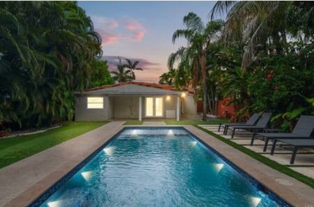 邁阿密別墅池畔天堂