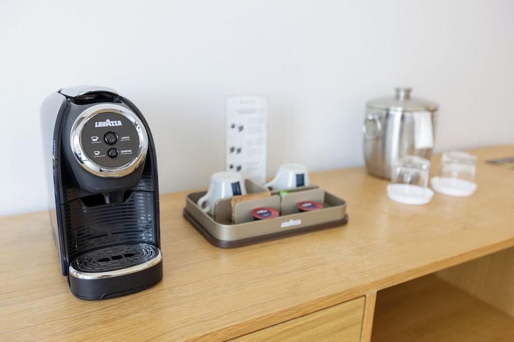 歐幾里德烏班尼卡酒店