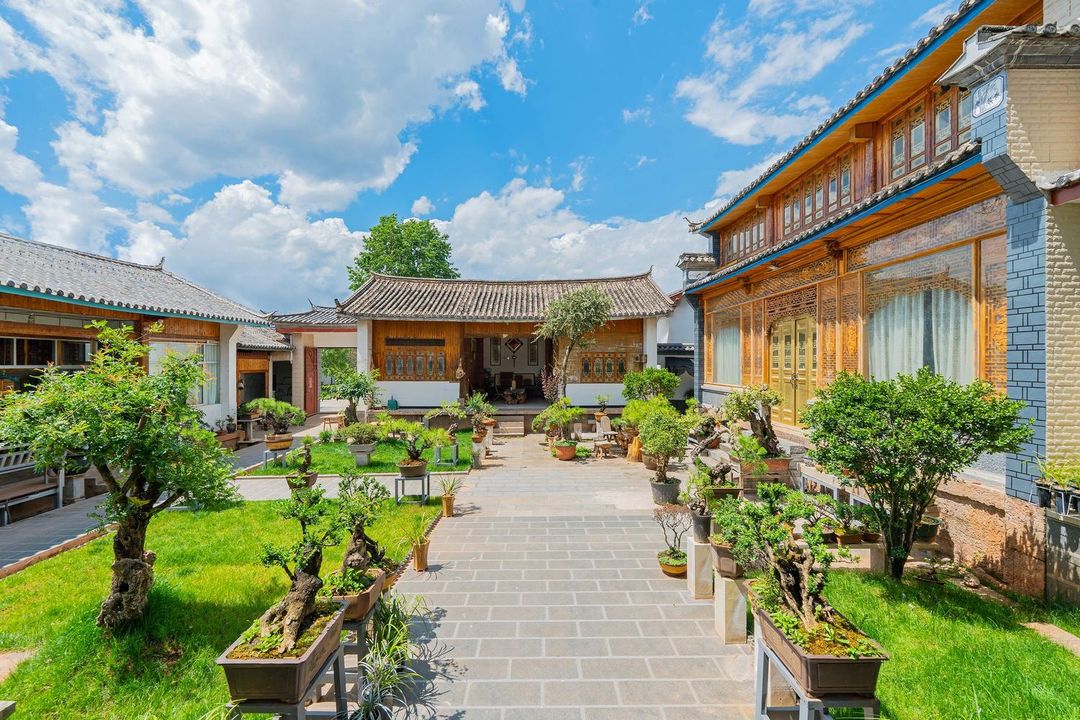 Lanyunju Bai Ethnic Boutique Inn (Lijiang Sanyi Airport Branch)