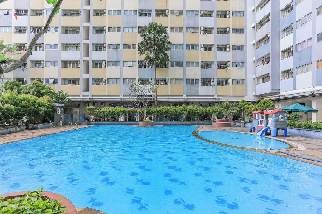 Super OYO Capital O Deroyal Sentra Timur