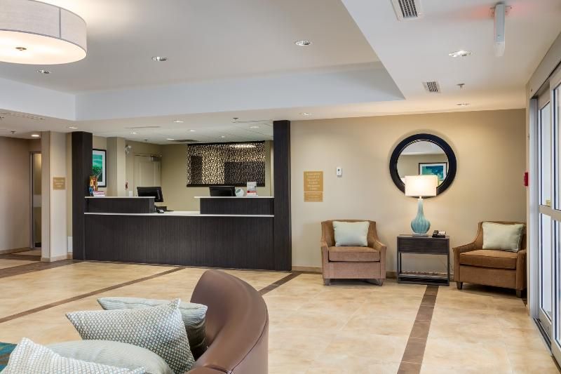 卡爾加里機場北雷迪森公園酒店