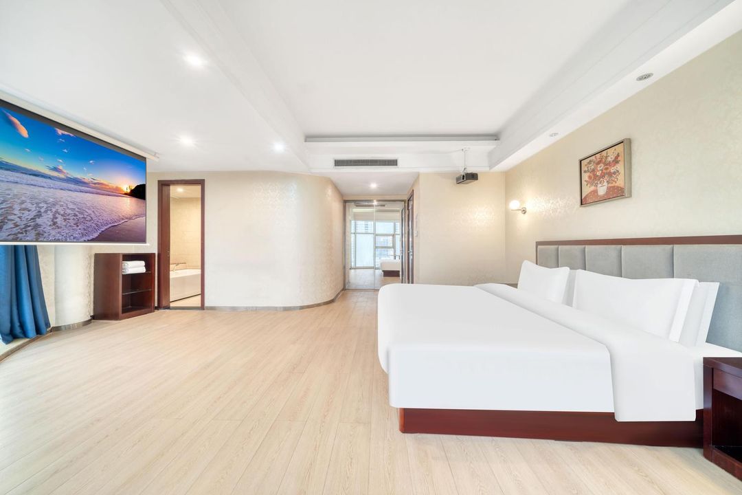 Hangzhou Zhenda Hotel (Chengbei Vientiane City Haoyun Street Subway Station)