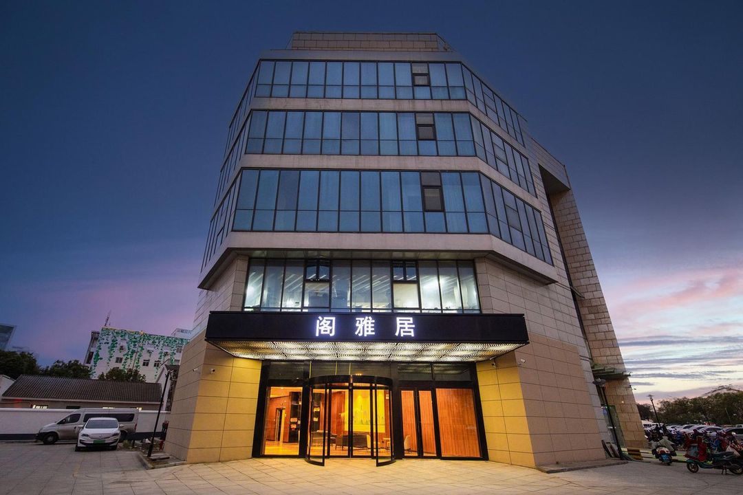 Suzhou Geya Light Hotel (Tongyuan Road South Subway Station)