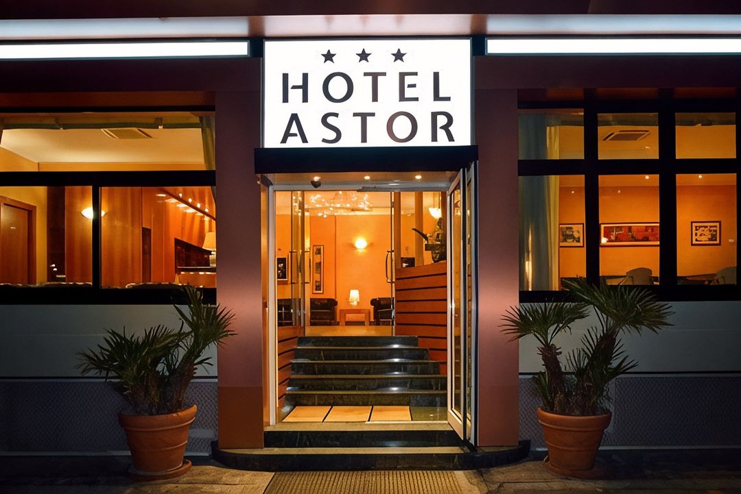 阿斯特酒店
