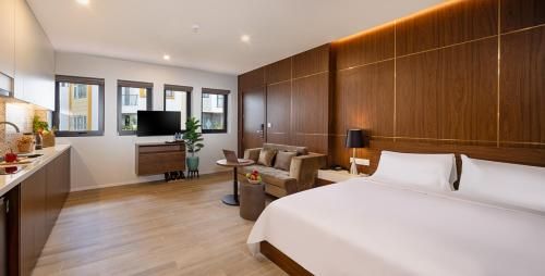 Terracotta Villa Saigon