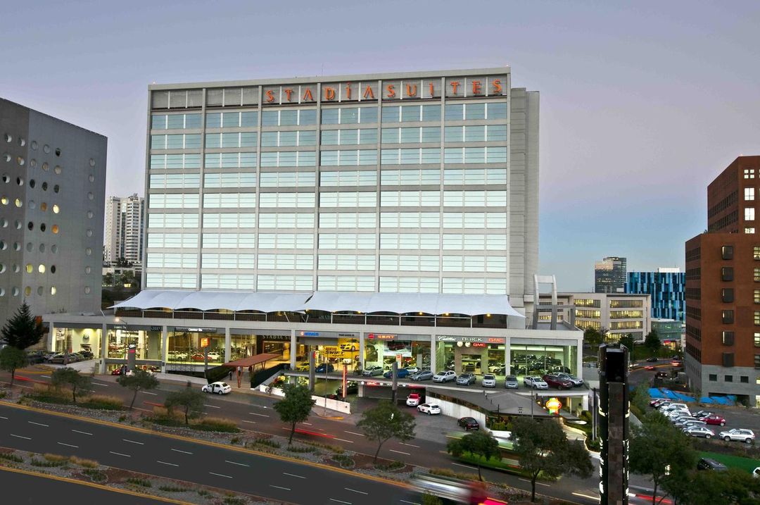 墨西哥城聖塔菲斯塔迪亞套房酒店