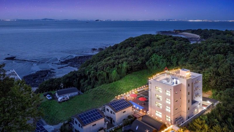 Daebudo (Yeongheungdo) Viato Pool Villa