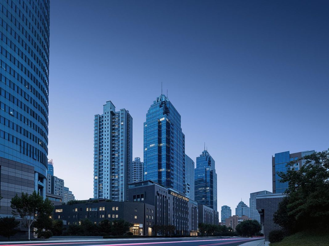 上海北外灘外白渡橋輕居酒店