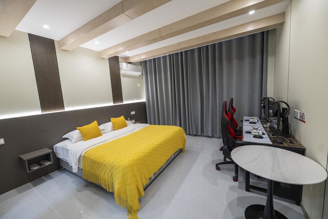 夢佳電競酒店(湖北工程學院店)